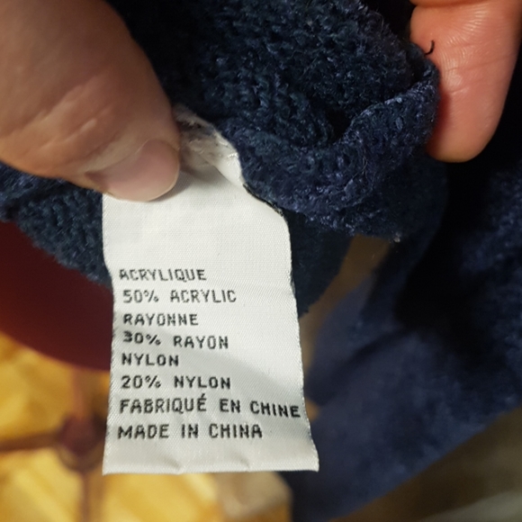 Sweatshirt - Picture 4 of 4